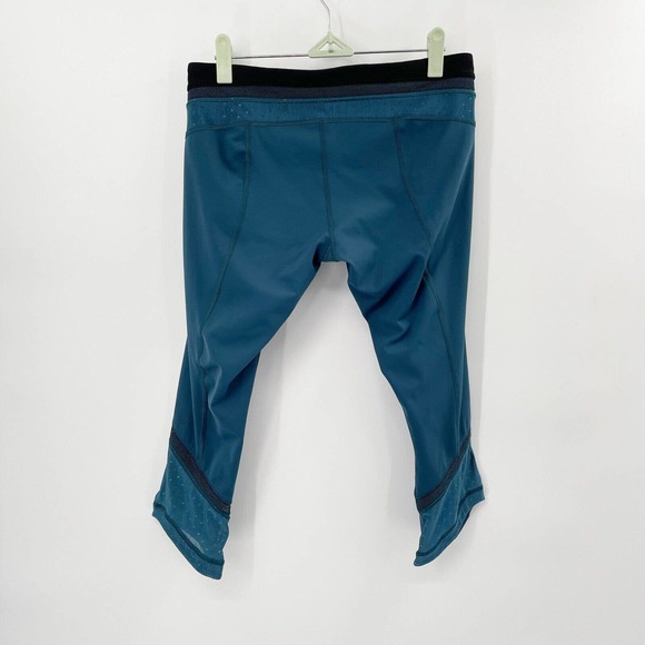 Lululemon Just Breathe Cropped Leggings Teal Size 8 Mesh Trim Yoga Athletic Dots - Picture 10 of 10